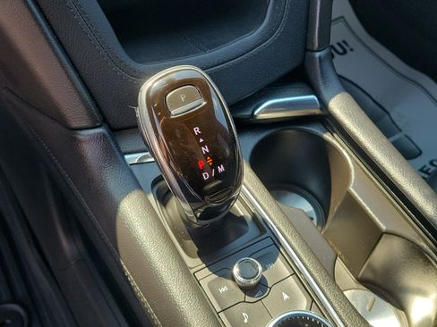 Used 2020 Cadillac XT6 Premium Luxury FWD image 30