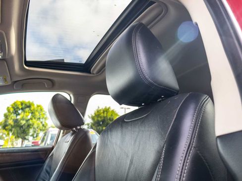 Used 2018 Subaru Outback 2.5i Limited AWD/4WD image 18