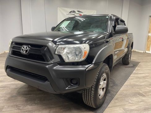 Used 2014 Toyota Tacoma PreRunner w/ Convenience Package RWD image 3