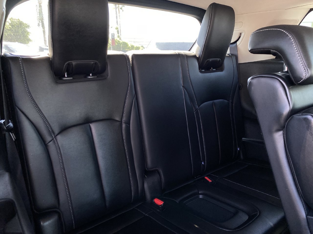 Certified 2027 INFINITI QX60 Luxe w/ Cargo Package FWD image 13