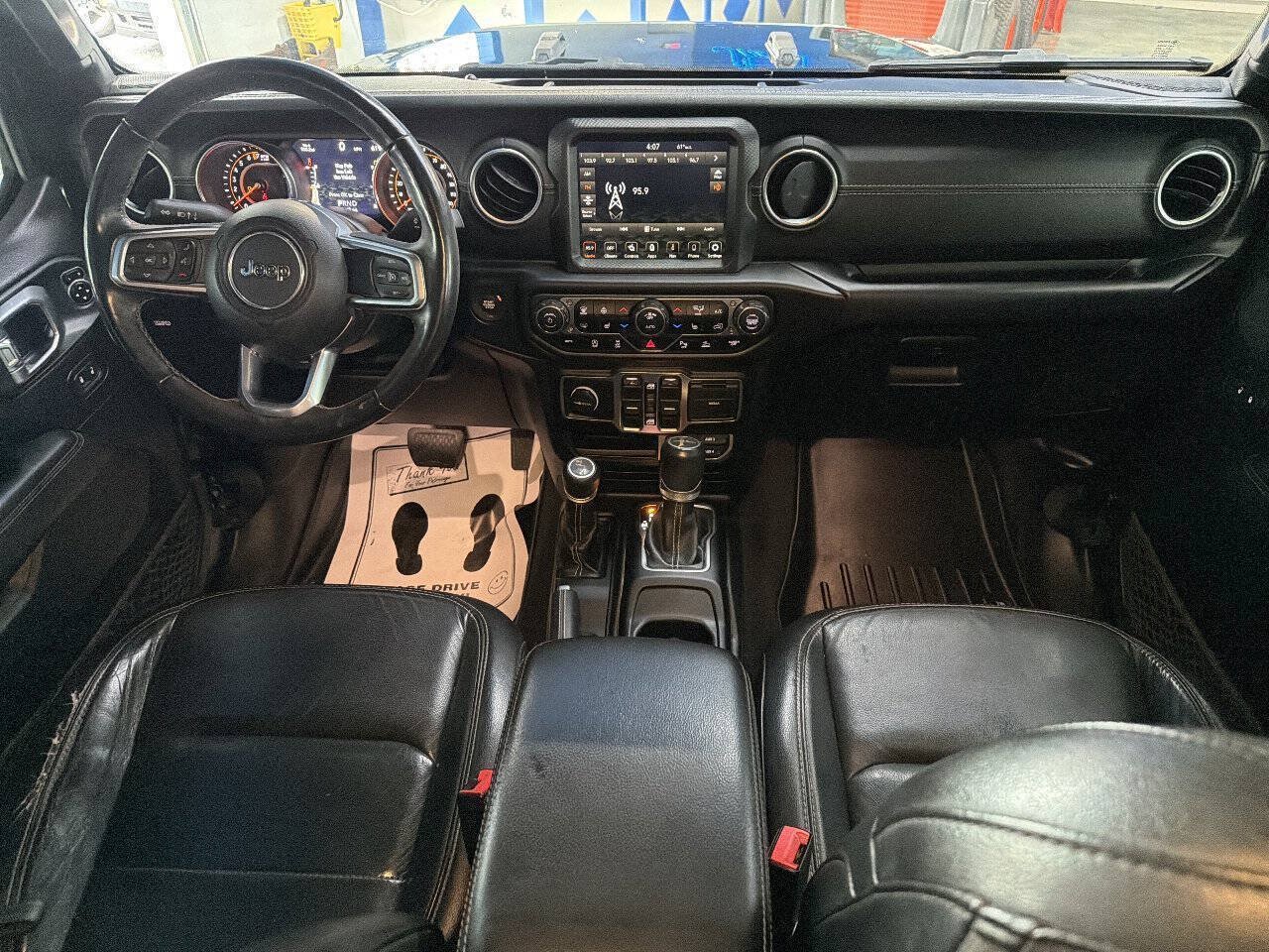 Used 2020 Jeep Gladiator Overland w/ Uconnect 4C Nav & Sound Group AWD/4WD image 19