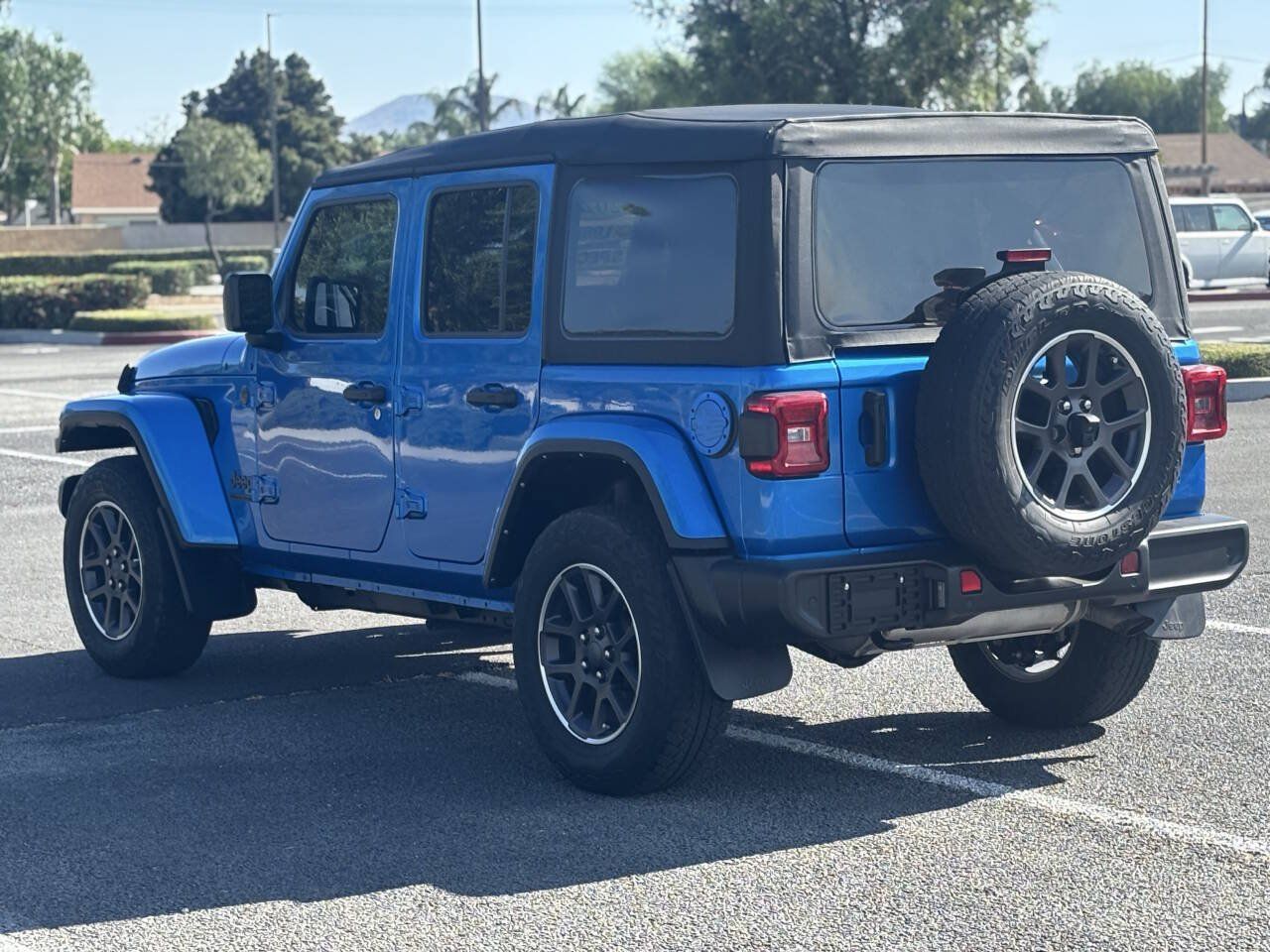 Used 2021 Jeep Wrangler Unlimited Sport AWD/4WD image 5