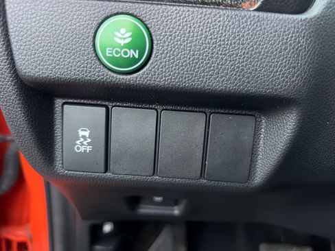 Used 2018 Honda Fit Sport image 25