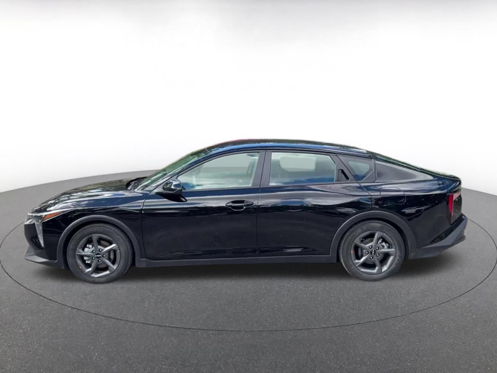 Used 2026 Kia K4 FWD image 9
