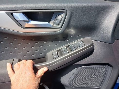 Used 2020 Ford Escape SE AWD/4WD image 5