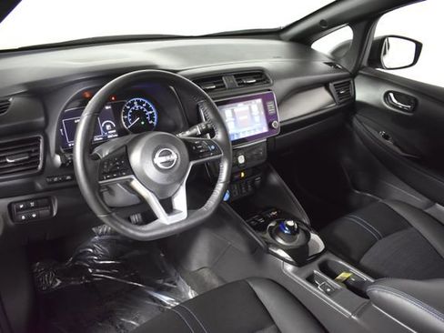 Certified 2024 Nissan Leaf SV Plus w/ Protection Package FWD image 13