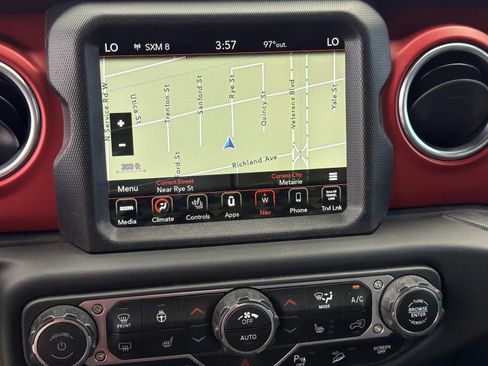 Used 2021 Jeep Wrangler Unlimited Rubicon AWD/4WD image 23