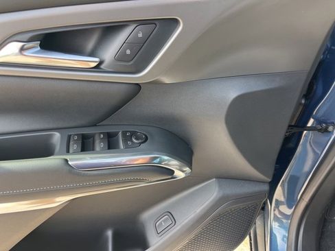 New 2026 Chevrolet Traverse LT w/ Driver Confidence Package image 15