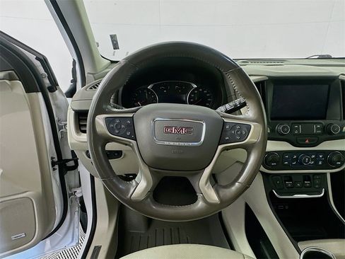 Used 2020 GMC Terrain Denali w/ Denali Premium Package image 11
