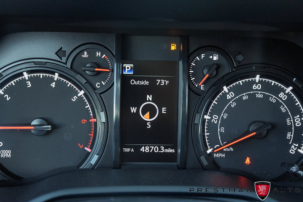 Used 2023 Toyota 4Runner SR5 Premium w/ Moonroof Package AWD/4WD image 29