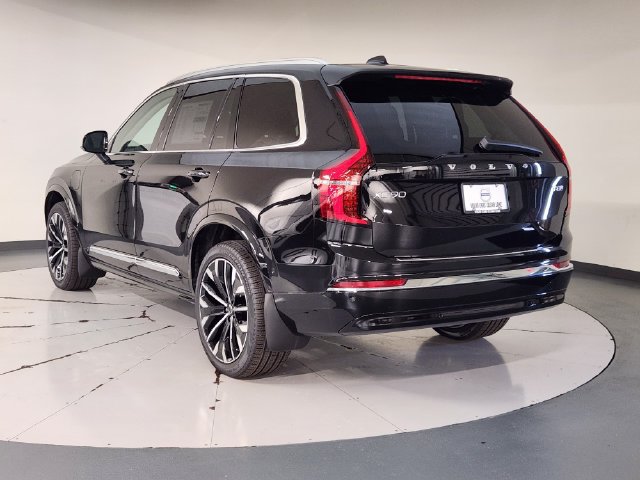 New 2026 Volvo XC90 T8 Plus w/ Protection Package Premier AWD/4WD image 6