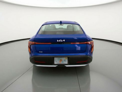 Used 2025 Kia K4 LXS image 7