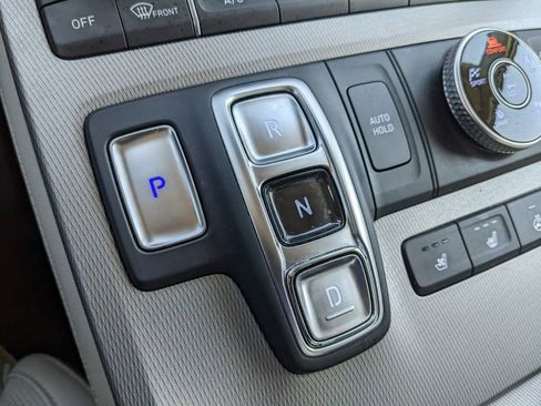 Used 2022 Hyundai Palisade Limited image 32