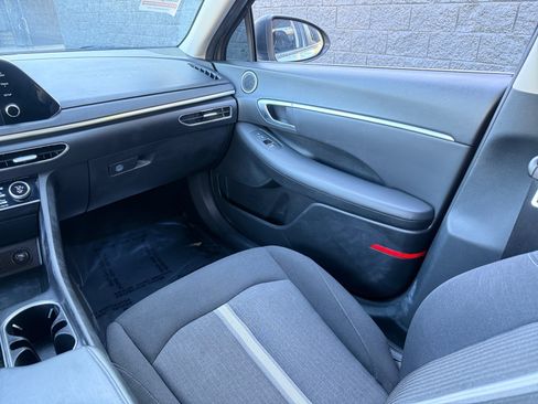 Used 2021 Hyundai Sonata Blue FWD image 16