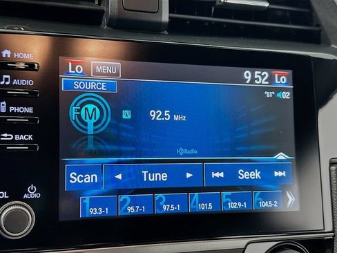 Used 2020 Honda Civic EX image 17
