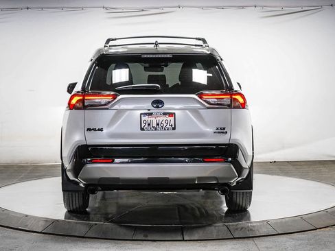 Used 2023 Toyota RAV4 XSE AWD/4WD image 5