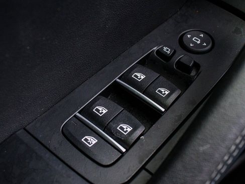 Used 2025 BMW X6 M Competition w/ Executive Package image 9