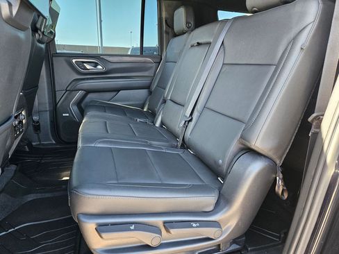 Used 2021 Chevrolet Suburban Z71 w/ Rear Media and Nav Package AWD/4WD image 28