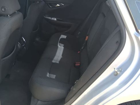 Used 2019 Chevrolet Malibu LT FWD image 18