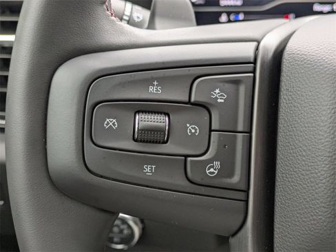 Used 2025 GMC Sierra 1500 AT4X image 28