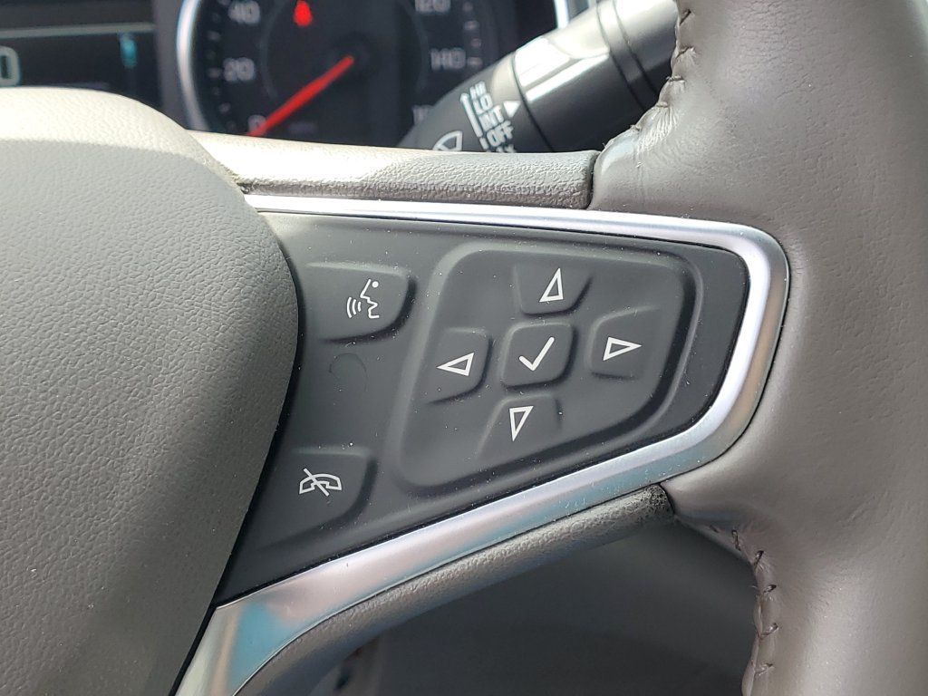 Used 2018 Chevrolet Malibu LT FWD image 10
