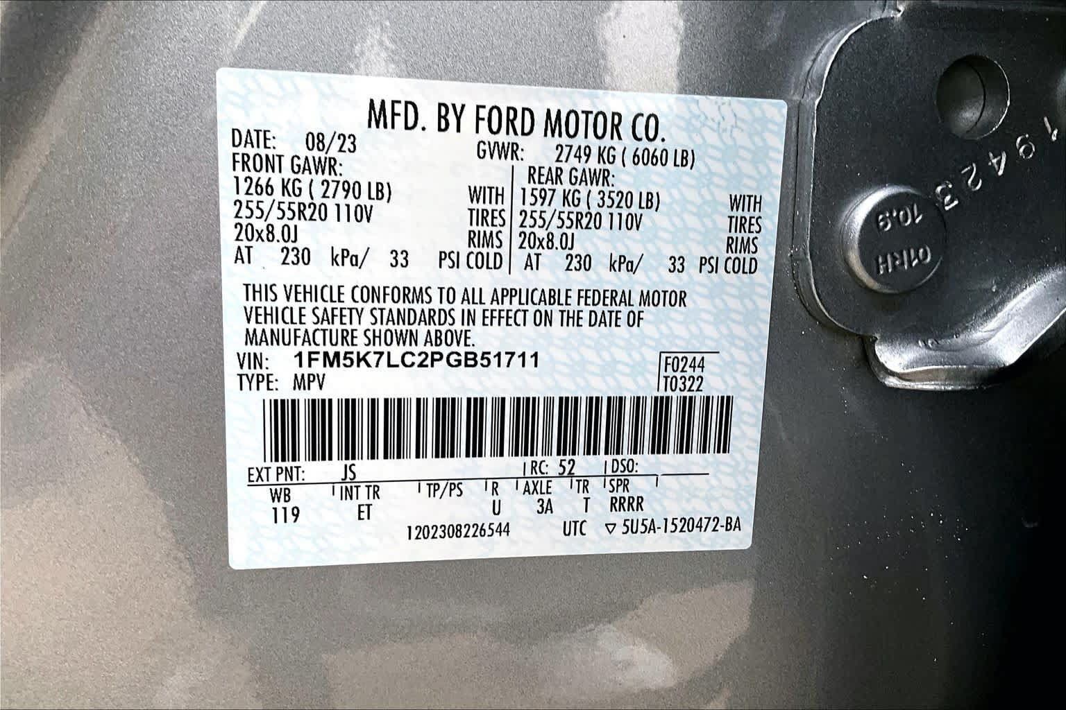 Used 2023 Ford Explorer King Ranch w/ Technology Package RWD image 37
