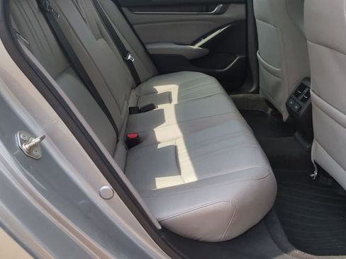 Used 2018 Honda Accord Touring image 20