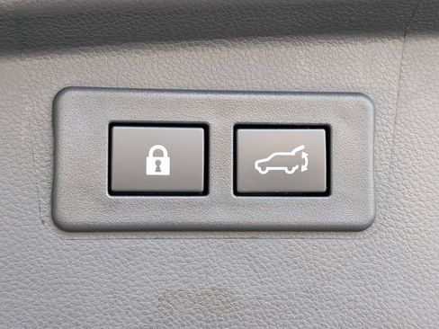 Used 2023 Subaru Outback Premium AWD/4WD image 19