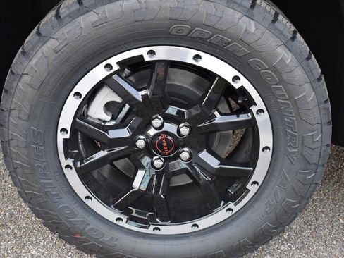 New 2026 Nissan Pathfinder Rock Creek image 13