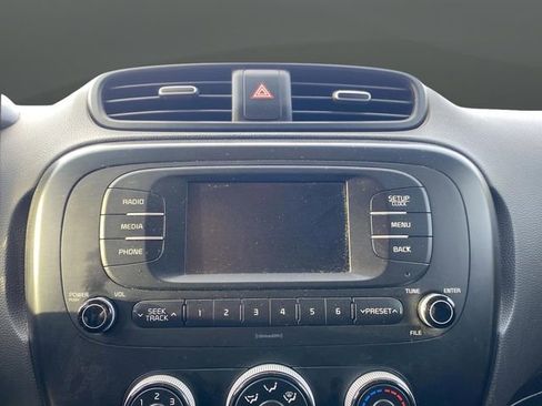 Used 2018 Kia Soul image 15