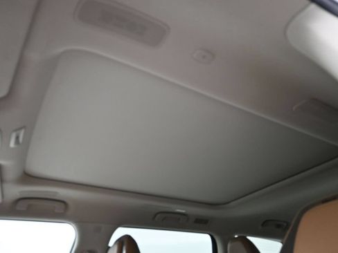 Used 2025 INFINITI QX80 Sensory AWD/4WD image 11