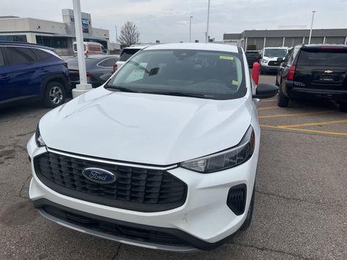 Used 2023 Ford Escape Active w/ Tech Pack #1 image 17