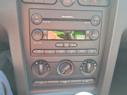 Used 2007 Ford Mustang GT RWD image 16