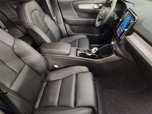 New 2026 Volvo XC40 B5 Plus w/ Protection Package Premier image 3