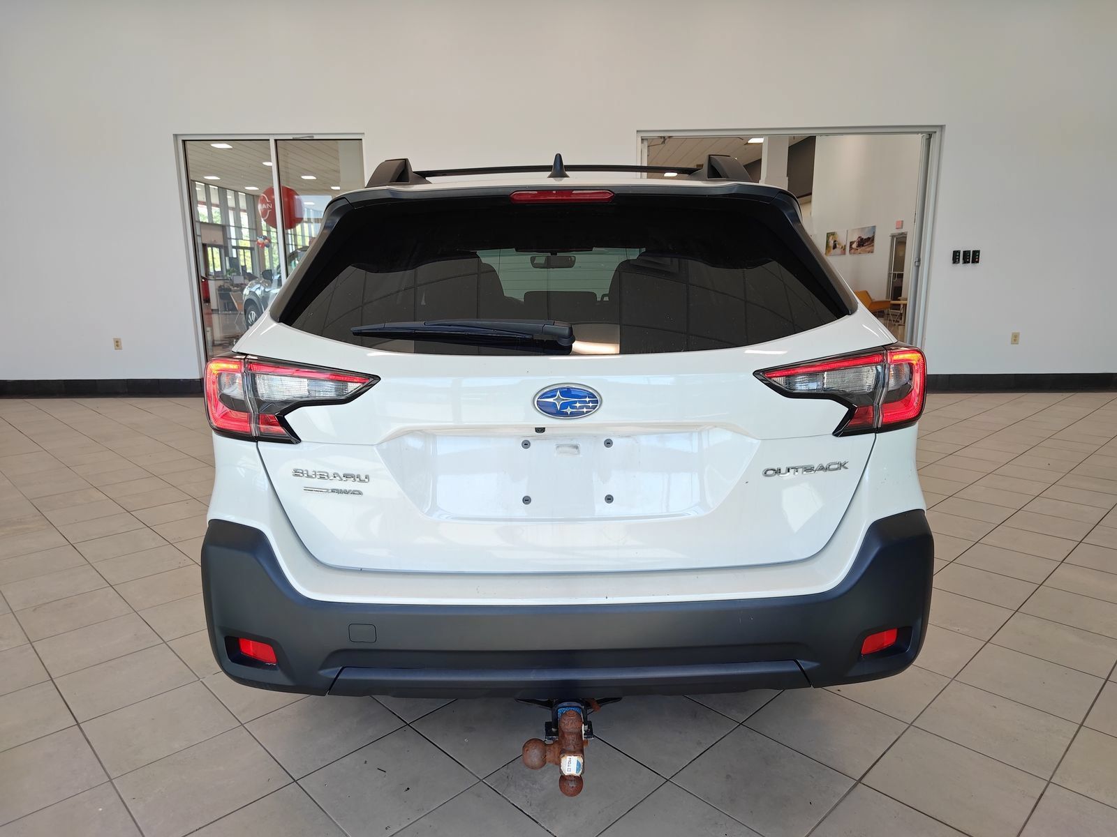 Used 2024 Subaru Outback Premium AWD/4WD image 4