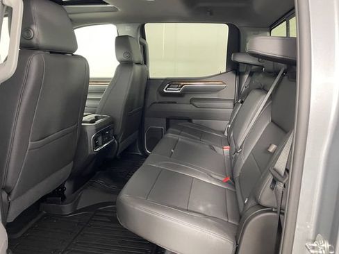 New 2026 GMC Sierra 1500 Elevation w/ Elevation Premium Package AWD/4WD image 14