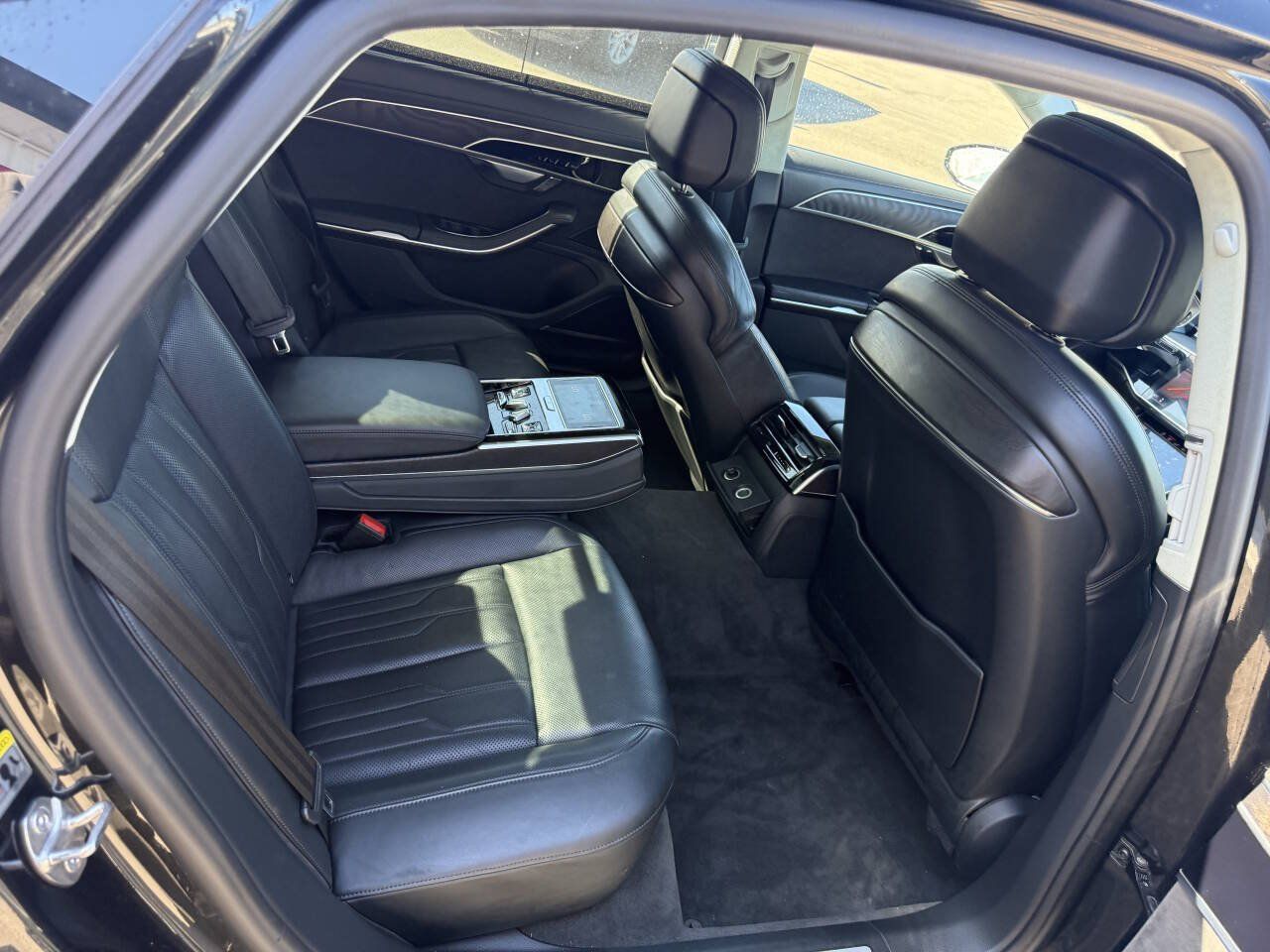 Used 2019 Audi A8 L 3.0T w/ Executive Package AWD/4WD image 17