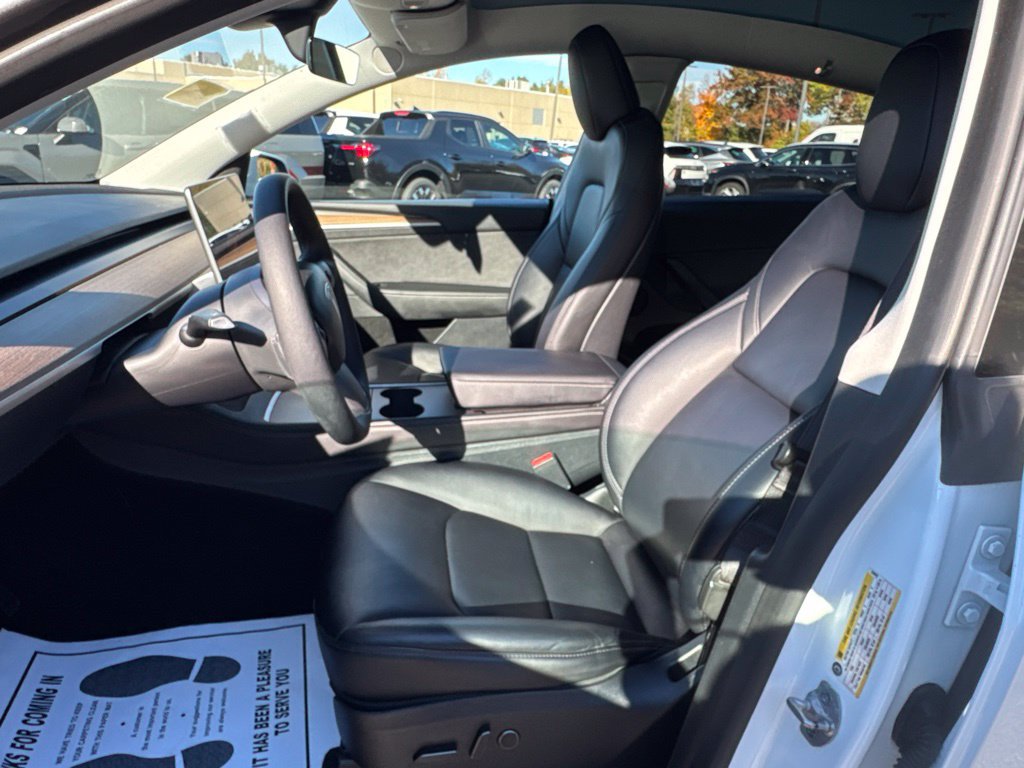 Used 2023 Tesla Model Y Long Range AWD/4WD image 20