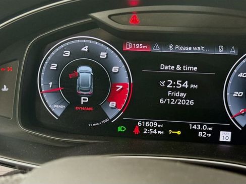 Used 2022 Audi SQ8 Prestige AWD/4WD image 12