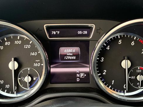 Used 2013 Mercedes-Benz ML 350 4MATIC image 32