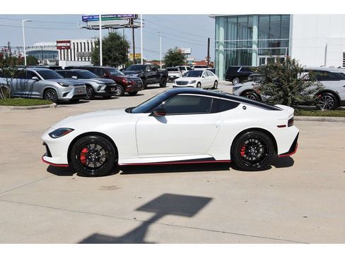 New 2027 Nissan Z Performance RWD image 3