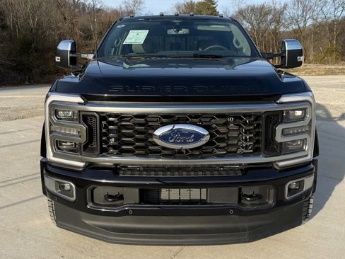 Used 2026 Ford F450 Platinum w/ Platinum Plus Package image 5