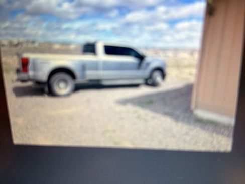 Used 2022 Ford F350 Lariat w/ Lariat Ultimate Package image 2