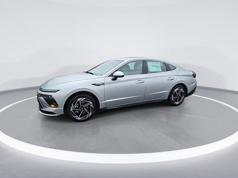 New 2026 Hyundai Sonata SEL image 4