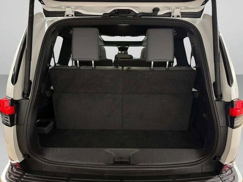 Used 2024 Lexus GX 550 w/ Cold Area Package image 36