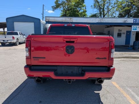 Used 2022 RAM 1500 Big Horn AWD/4WD image 5