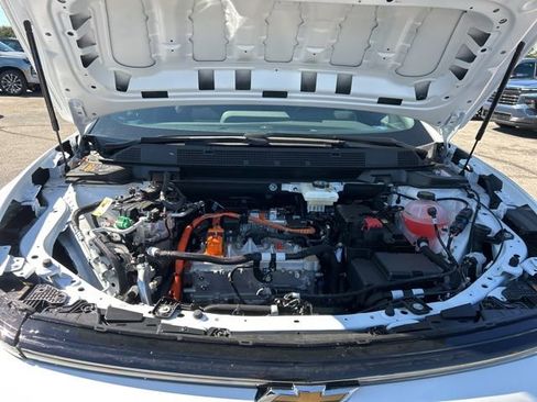 New 2026 Chevrolet Equinox EV LT image 34