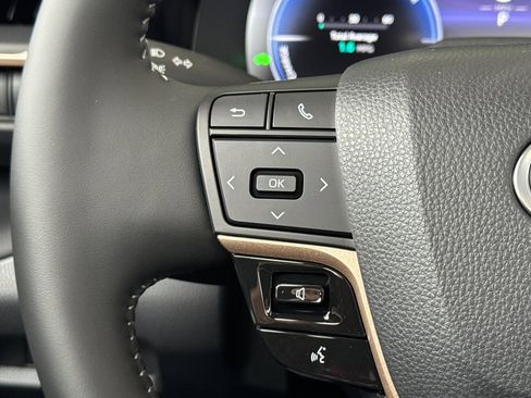 New 2025 Toyota Crown Signia image 27