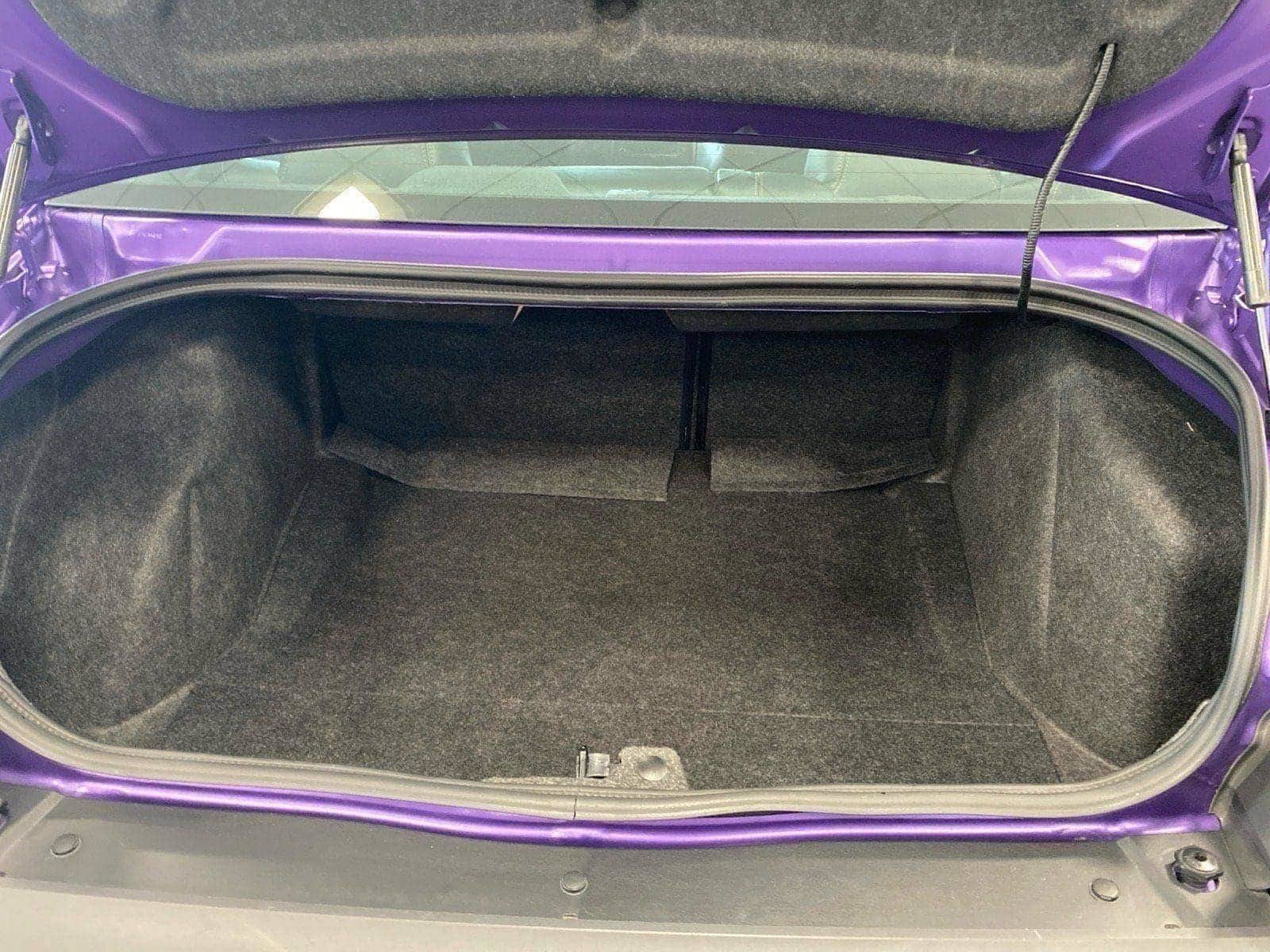 Used 2014 Dodge Challenger R/T RWD image 22
