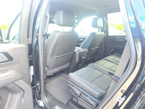 Used 2025 Chevrolet Tahoe LT w/ LPO, Dark Essentials Package AWD/4WD image 27